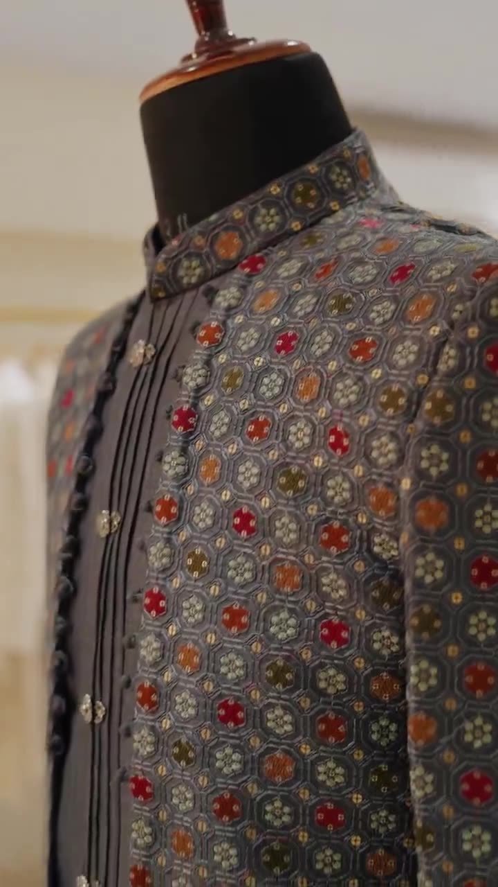 Close look at a House of Vastra bandhgala